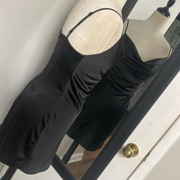 URBAN OUTFITTERS MALORY COWL NECK SLIP DRES 90sINSPIRED DESIGN ADJUSTABLE STRAPS - Picture 13 of 17